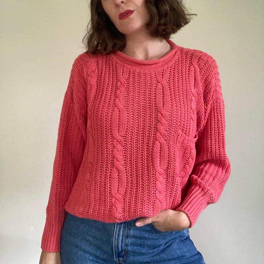 True vintage pullover knit sweater by FORENZA. Made in USA. Fits like medium